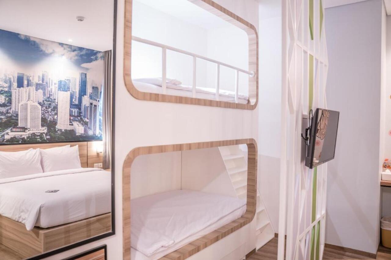 All Nite & Day Kebon Jeruk Yakarta Exterior foto